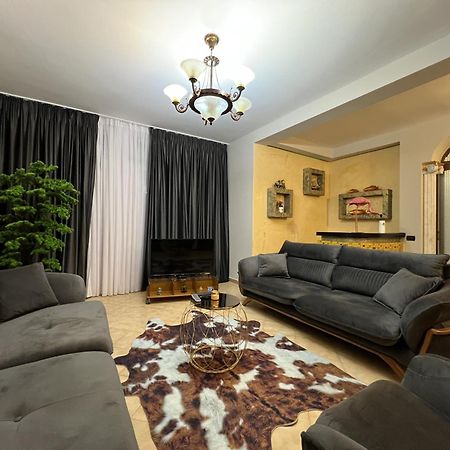 Elly Apartment ドゥラス エクステリア 写真