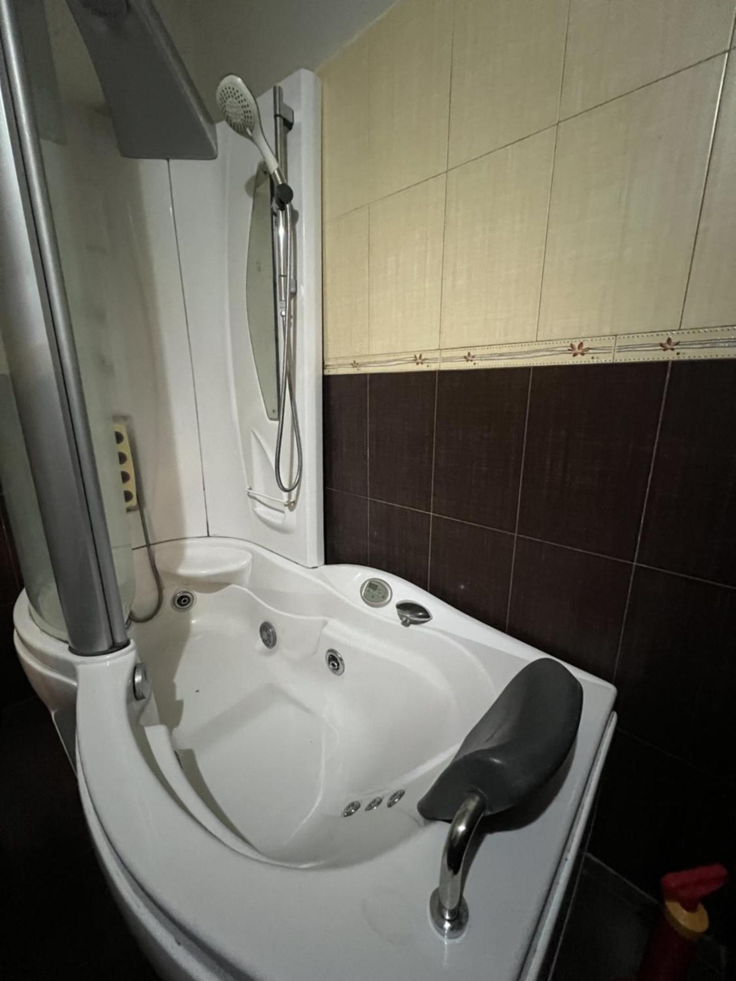 Elly Apartment ドゥラス エクステリア 写真